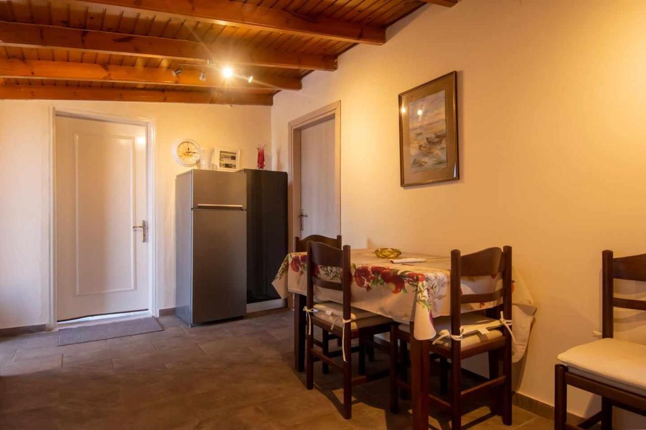 Fotios Roof Apartment Αχαράβη Εξωτερικό φωτογραφία
